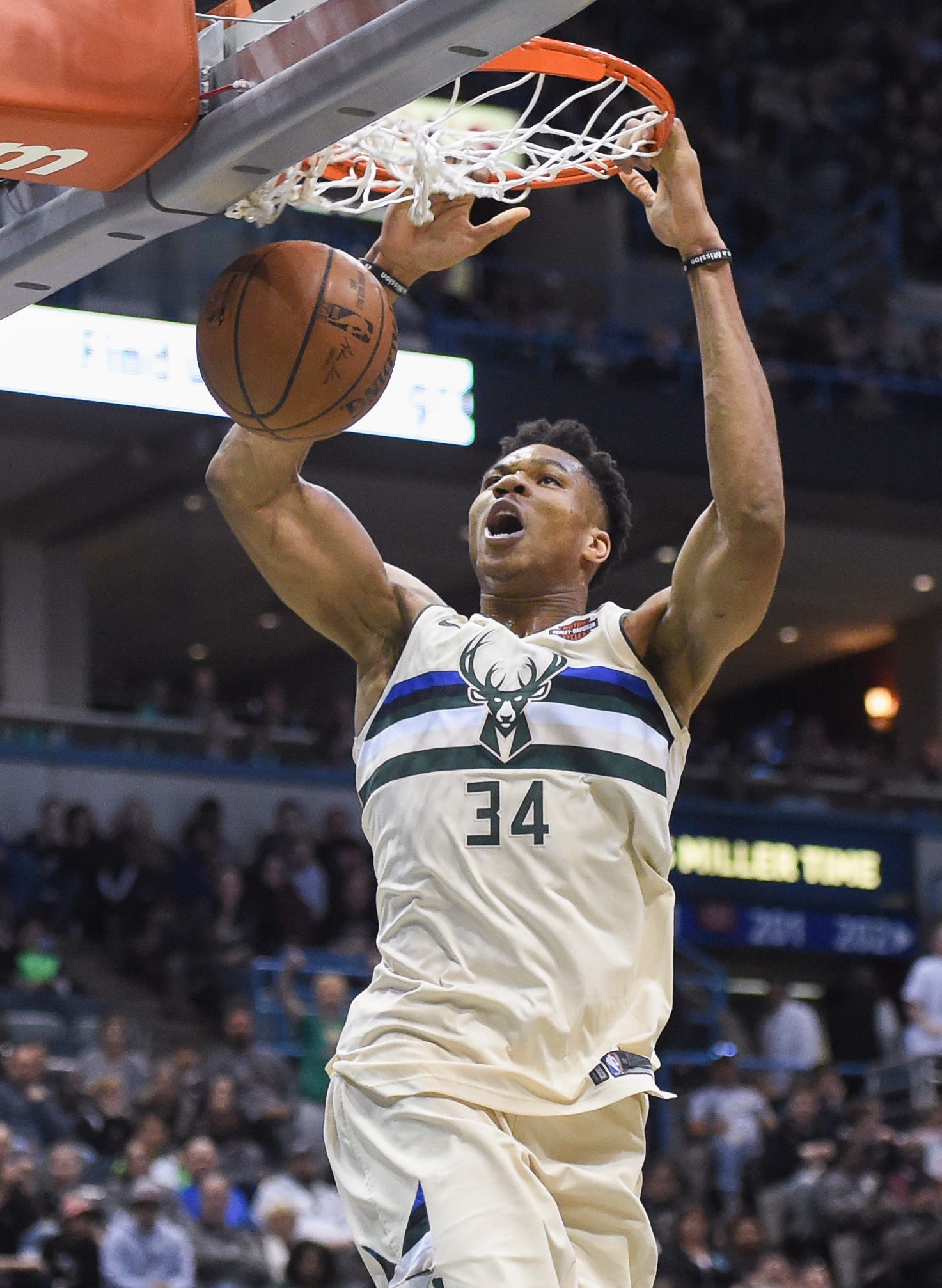 60 minutes greek freak